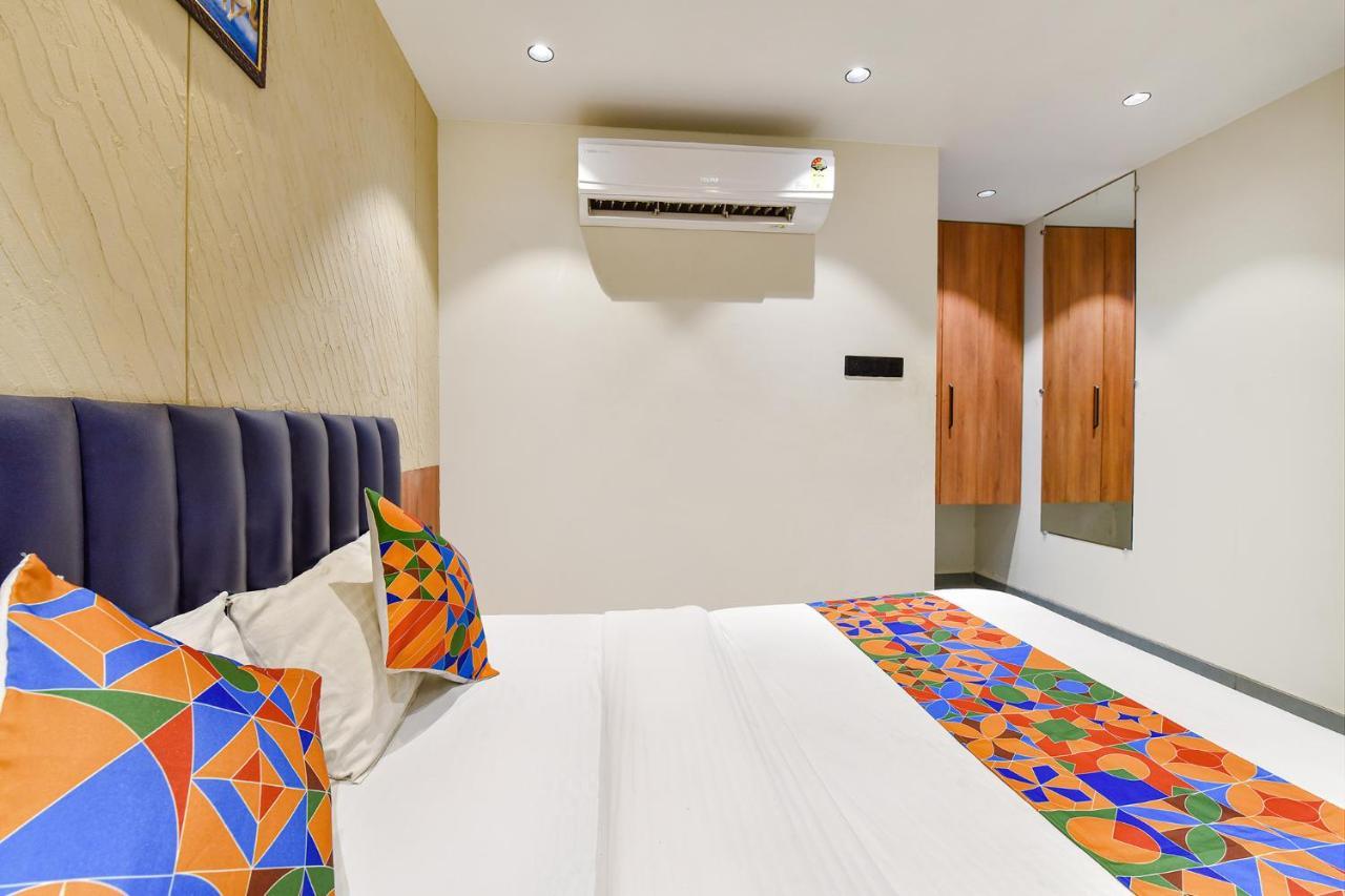 Fabhotel Udhna Inn, Near Udhna Junction Сурат Экстерьер фото