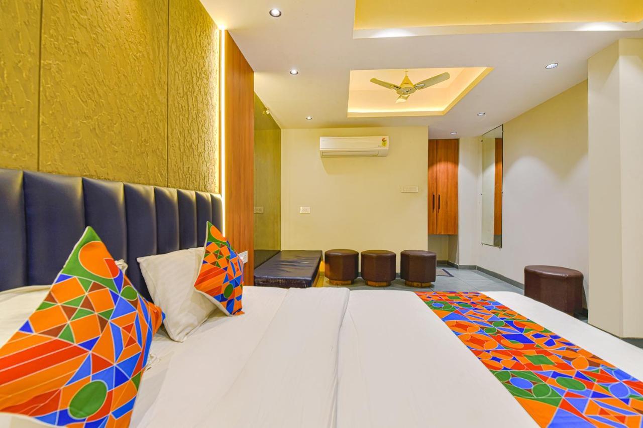 Fabhotel Udhna Inn, Near Udhna Junction Сурат Экстерьер фото